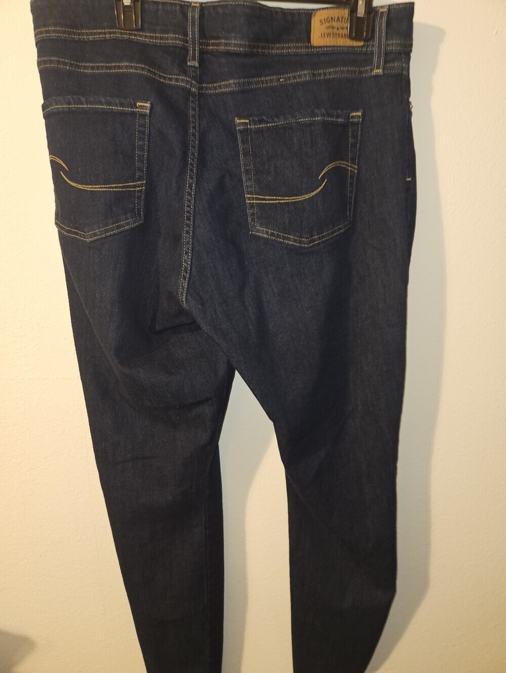 Signature Levi Strauss Womans High Rise Skinny Jeans - Picture 6 of 12